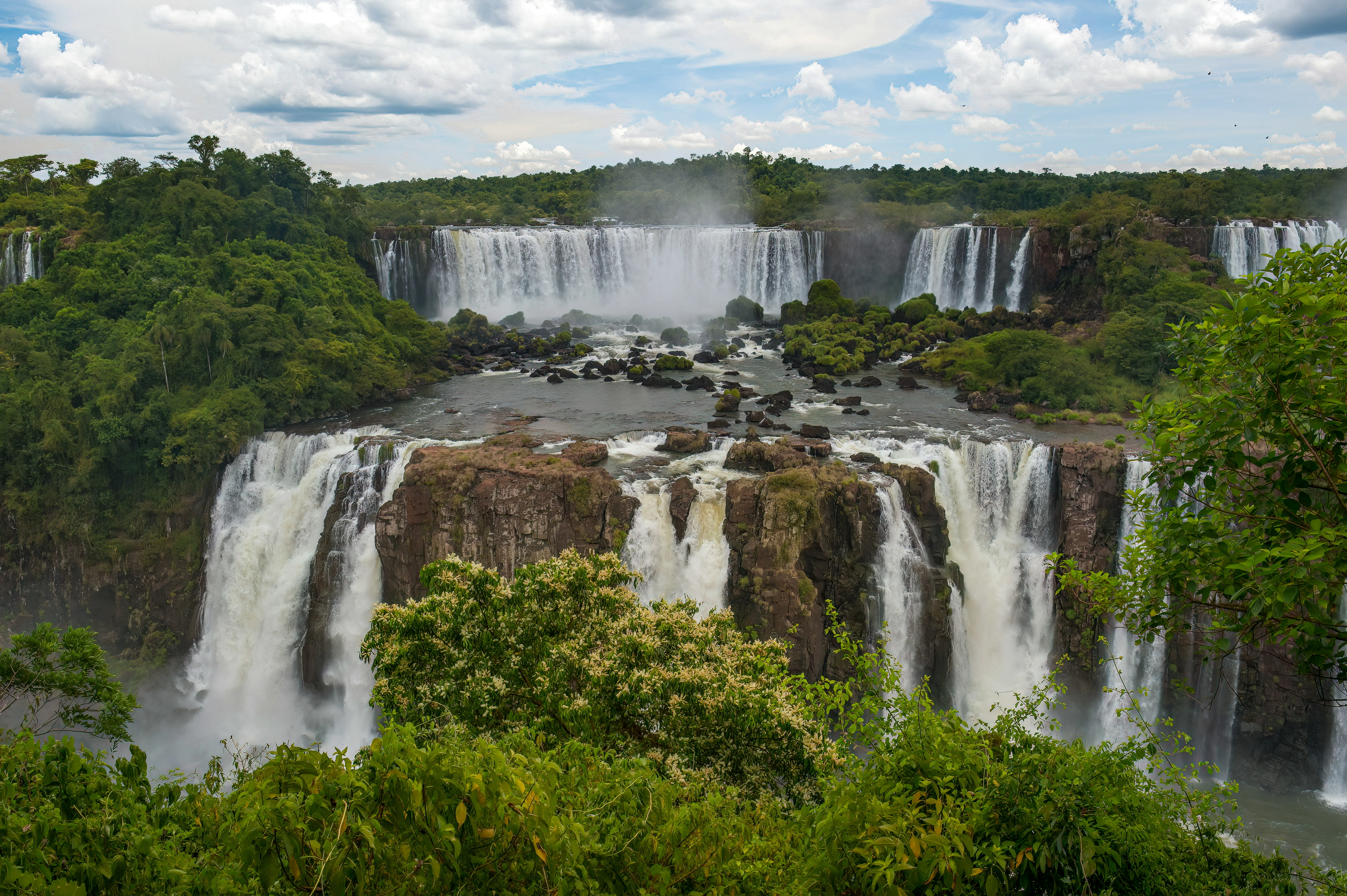 Iguazu Falls Argentina Brazil Border